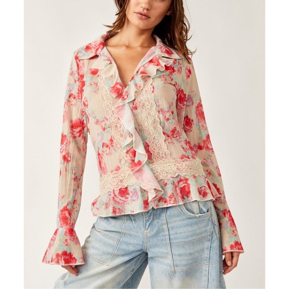 Free People “Bad at Love” Floral Ruffle Blouse NWOT - Picture 4 of 9